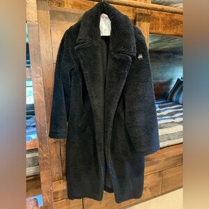 Alo Oversized Sherpa Trench